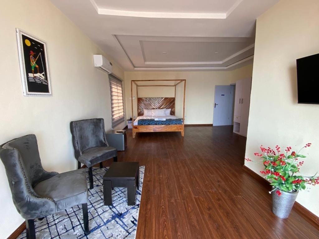 Oceanfront Wavecrest Hotel Lekki Exterior foto